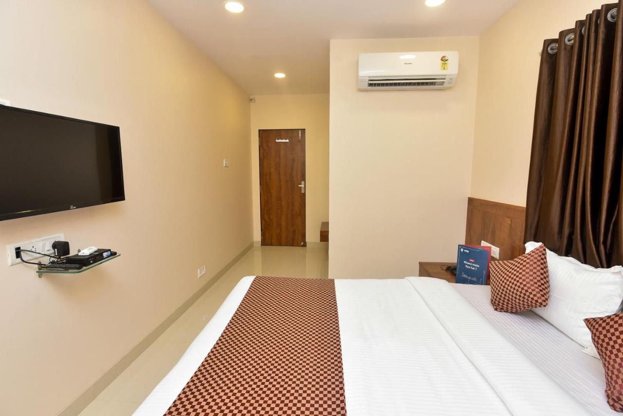 Oyo 8757 Prakash Inn Мумбаї Екстер'єр фото