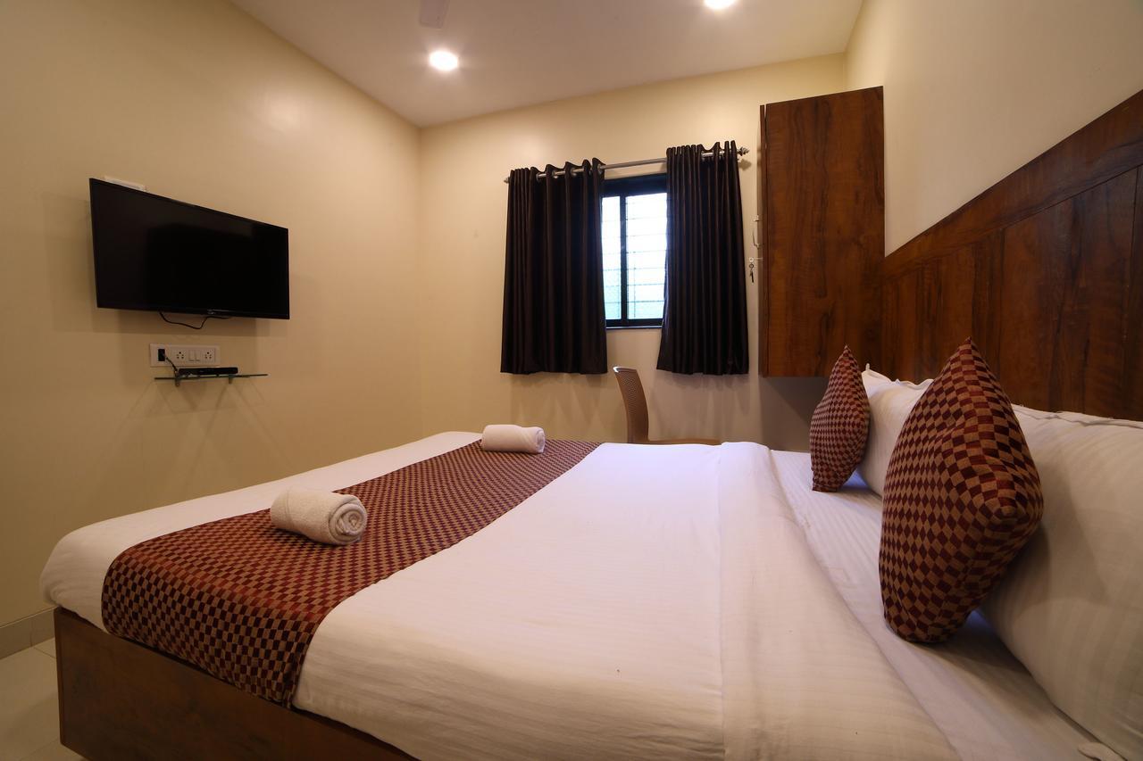 Oyo 8757 Prakash Inn Мумбаї Екстер'єр фото